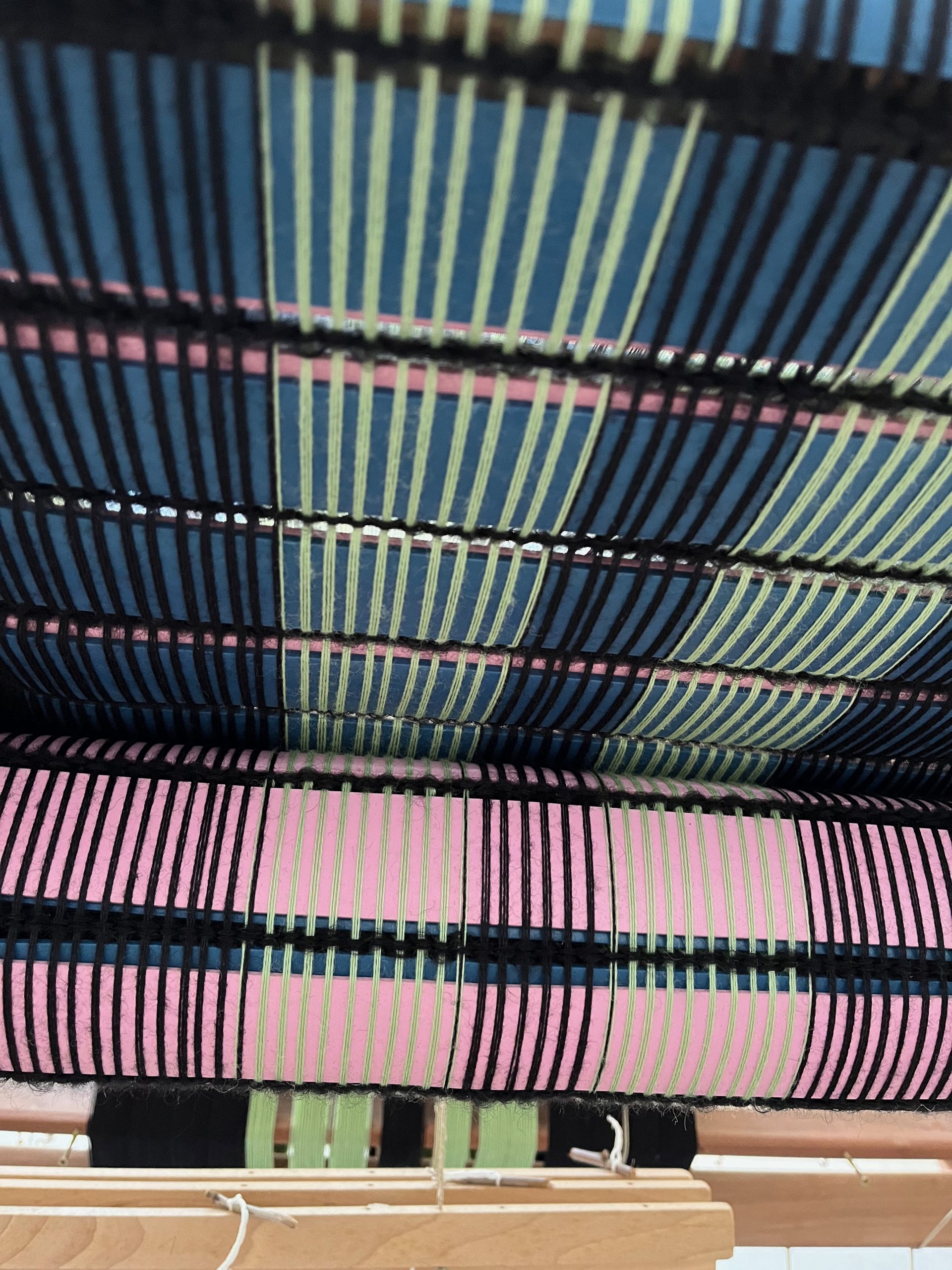alt= Sarah Viguer_ work "Tissage du *Gambusino_LeGist_June__2024._fabric_Web