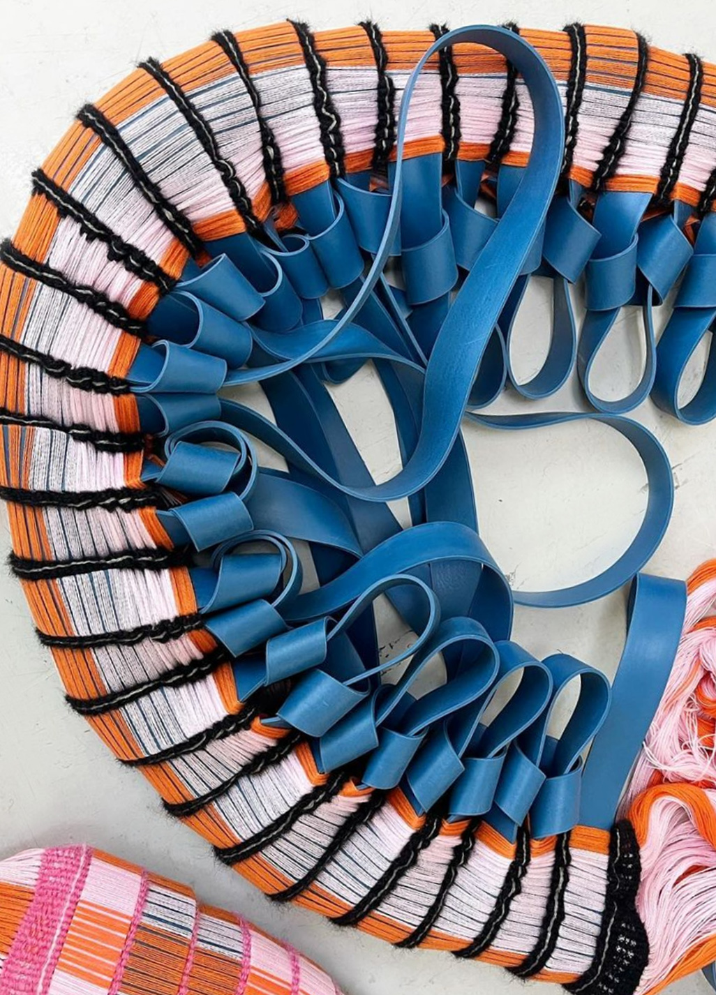 alt= Sarah Viguer_ work "Tissage du *Gambusino_LeGistshape_June__2024