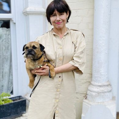 alt= Tagging Mathilda Tham with her dog portrait_le gist