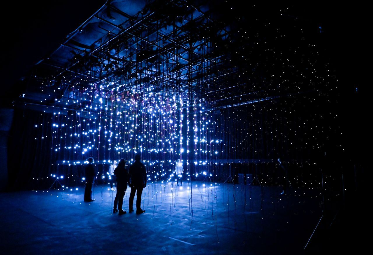 alt= Photo Installation NOWISWHENWEARE (the stars) Andrew Schneider at Rambert Studio.